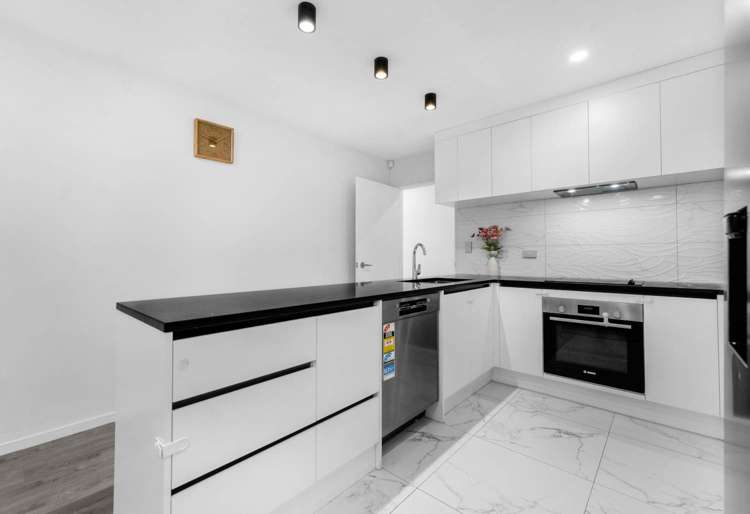 42 Clayden Shuttleworth Street Papakura_8