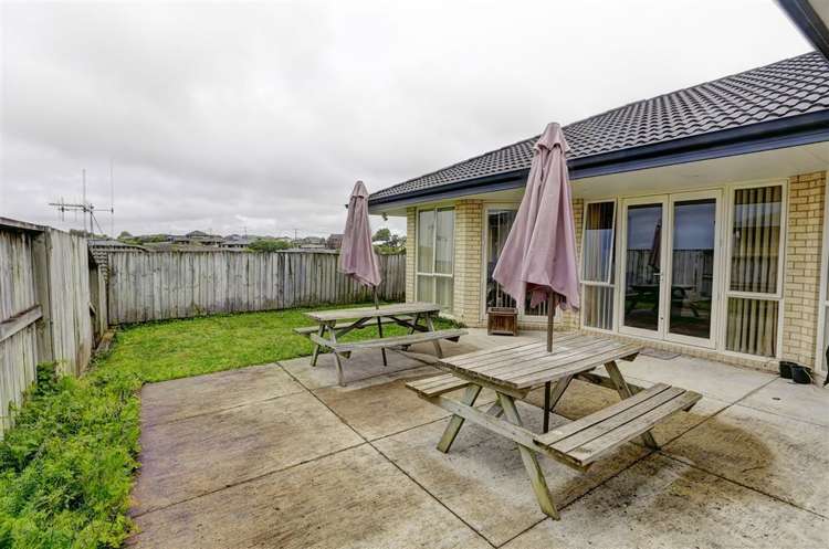 105 Farnborough Drive Grandview Heights_1