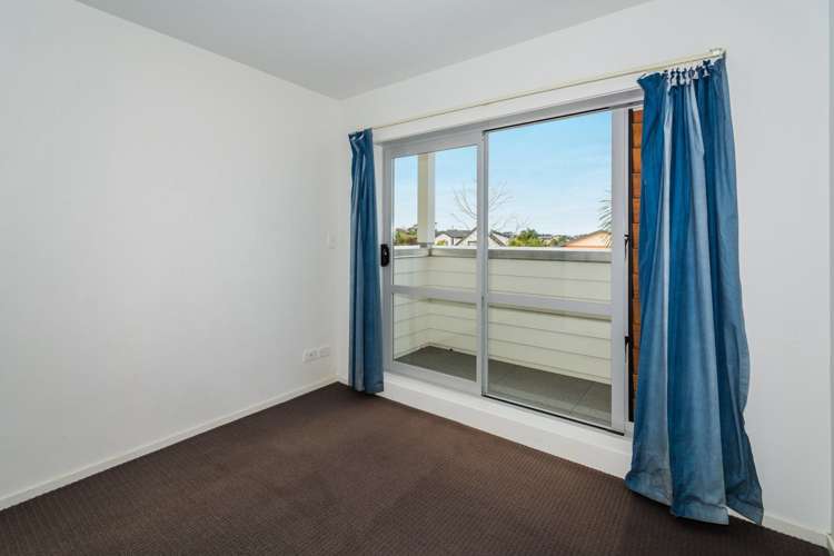 C16/71 Spencer Road Oteha_10