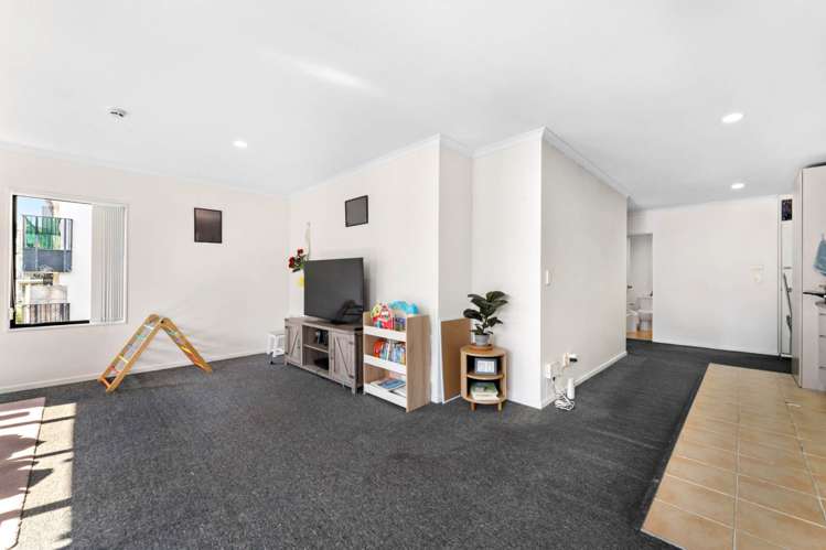 2I/1 Wadier Place Henderson_15