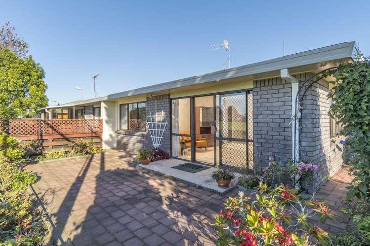 12 Pemberton Crescent Greerton_12