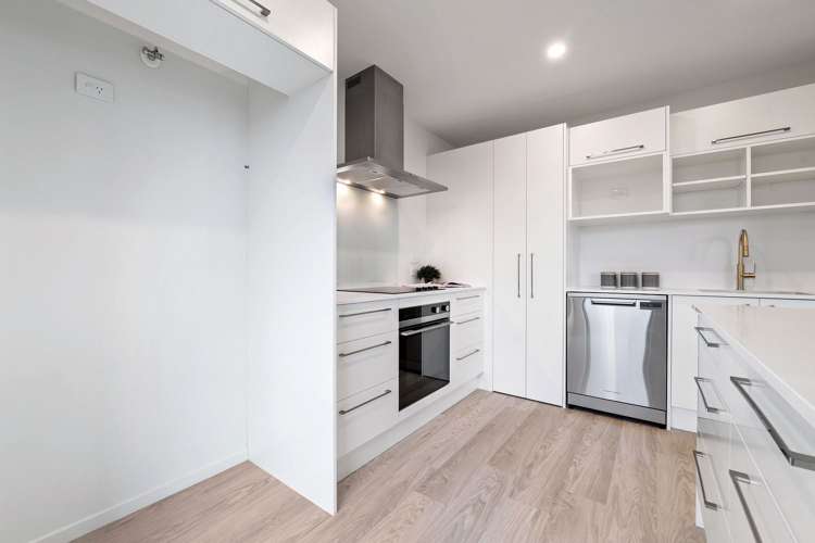 27 Stackwood Avenue Woodend_10