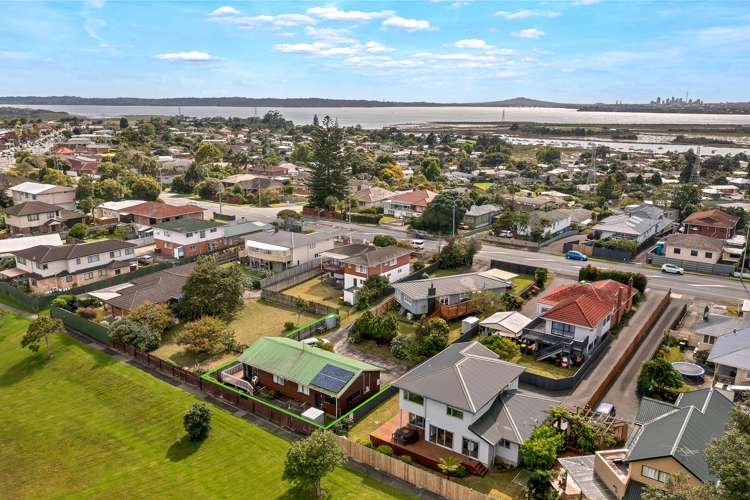 246 Te Atatu Road Te Atatu South_22
