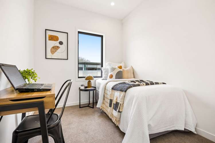 55B/130 Great South Road Remuera_14