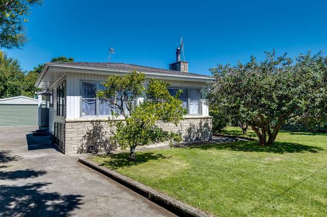 12 Harold Holt Avenue Onekawa_1