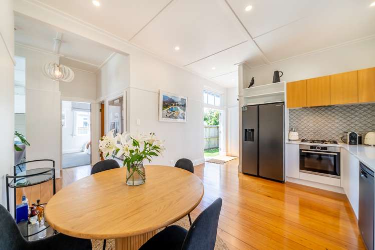 42 Tennyson Street Petone_15