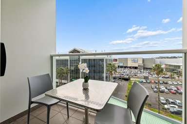 503/17 Amersham Way_1