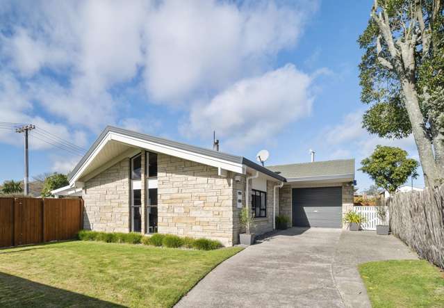 Beautifully renovated Hinuera Stone home