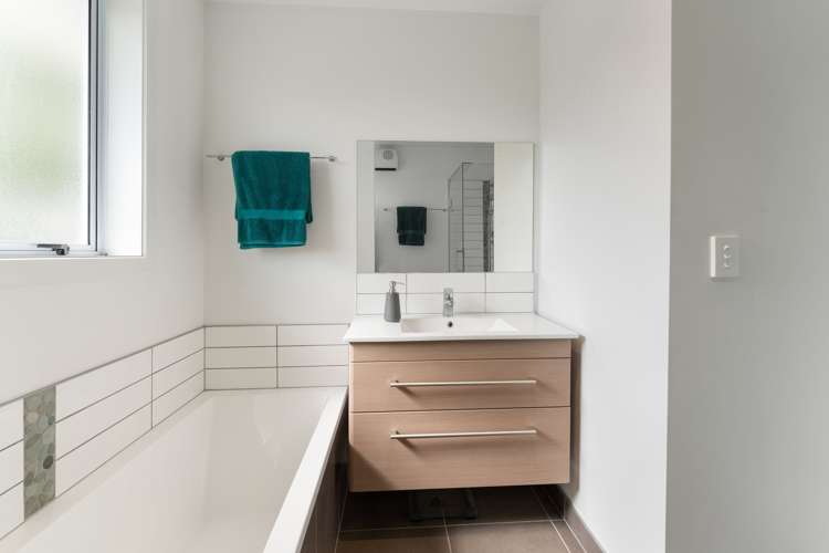 5 Ingrid Street Parklands_17