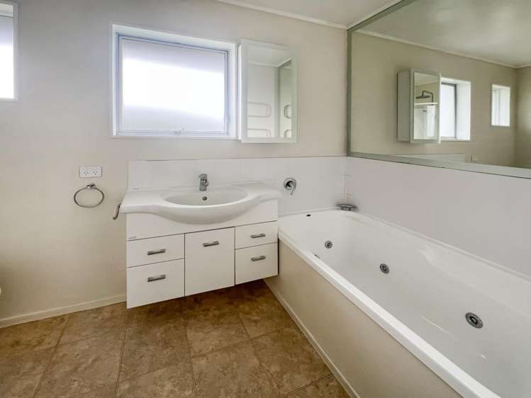 3/25 Byron Avenue Takapuna_9