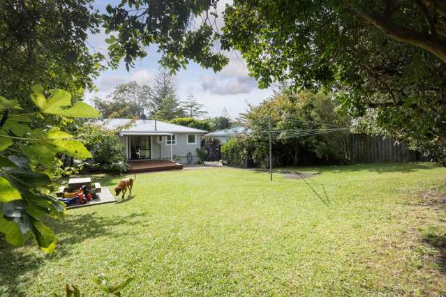 23 Lowtherhurst Road Massey_2