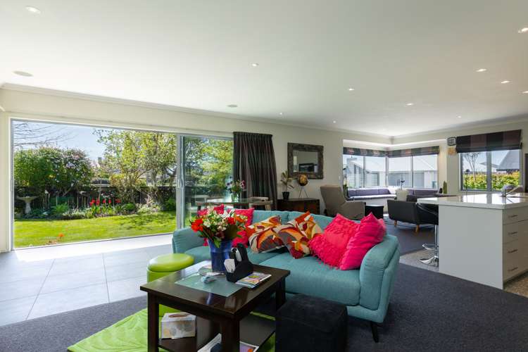 12 Kensington Place Springlands_12