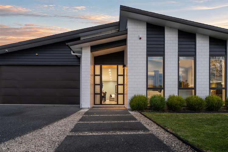 16 Riverhead Point Drive_3