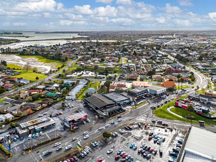 79 - 83 Great South Road Papakura_1