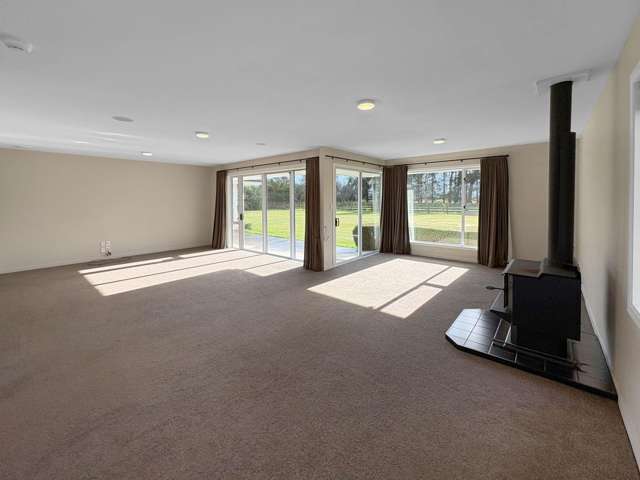 127 Cryers Rd Southbridge_3