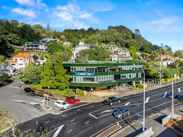 Mount Eden Office with Prominent Signage