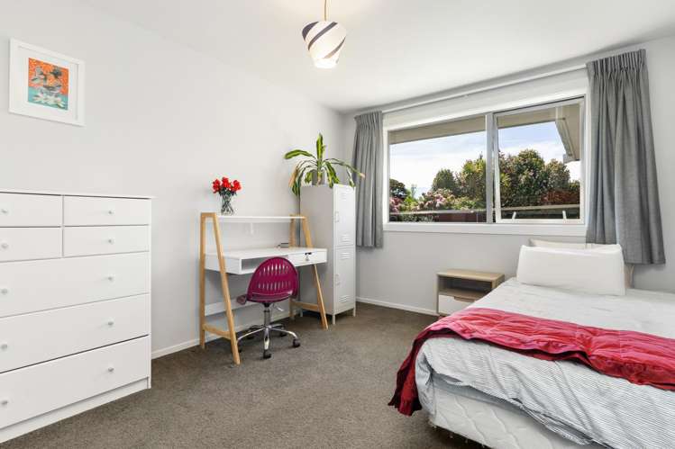 2/174b Grimseys Road Redwood_17