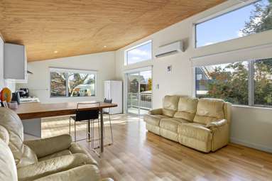 1 Farquhar Place_2