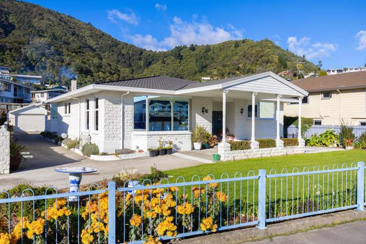 42 Waikawa Road Picton_45