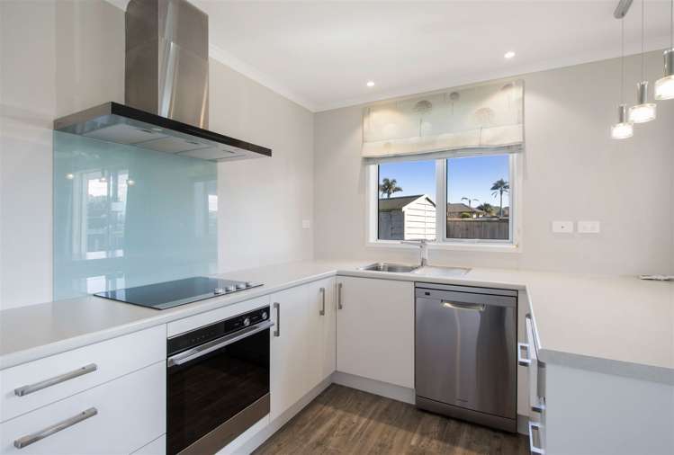 3 Island Vista Athenree_1