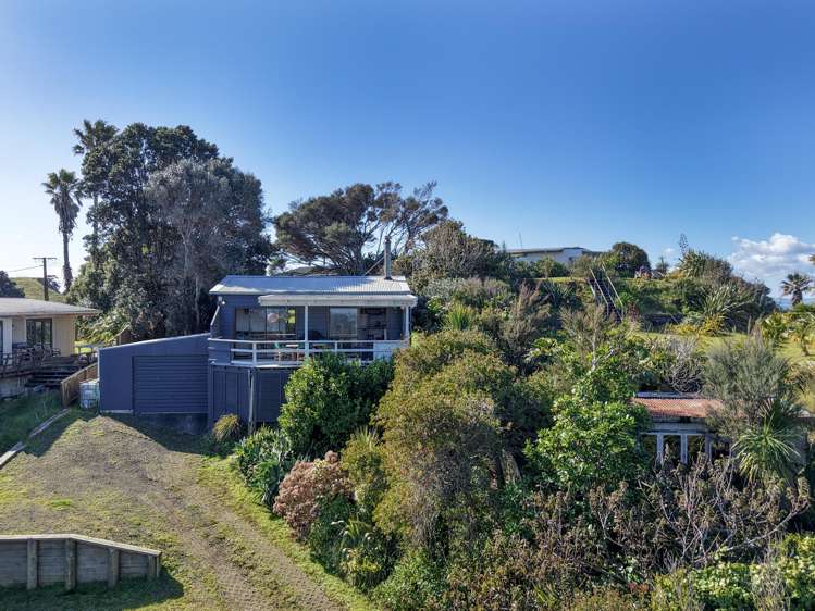 6569 Pouto Road Pouto_24