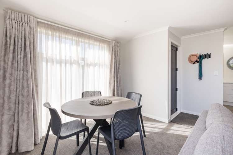 65a Robinson Crescent Westbrook_5