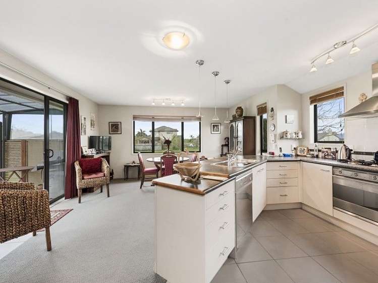 2 Holford Place Huntington_5