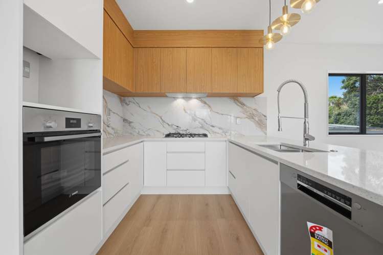 73 Mcfadzean Drive_5