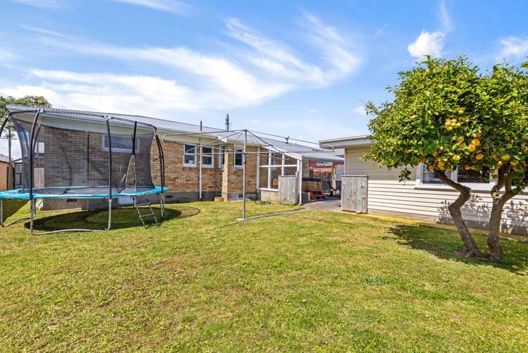 650 Queen Street East Levin_20