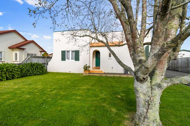 15 Bell Street Hamilton East_33