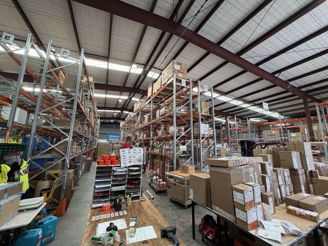 8 George Bourke Drive Mt Wellington_3