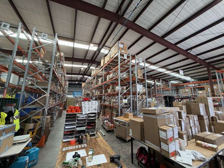 8 George Bourke Drive Mt Wellington_3