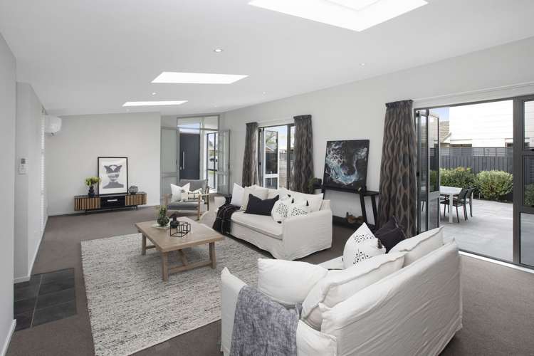 6 Lodge Place Ilam_5