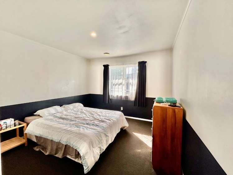 22 Scully Crescent Onekawa_8