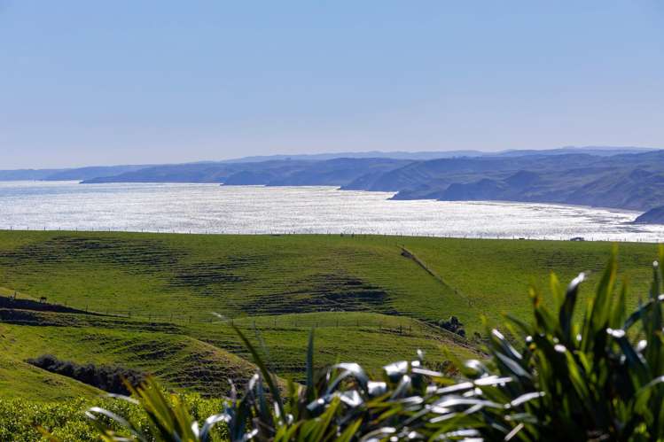 666 Te Hutewai Road Raglan_68