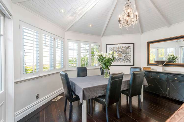 71 Beach Road Mellons Bay_36