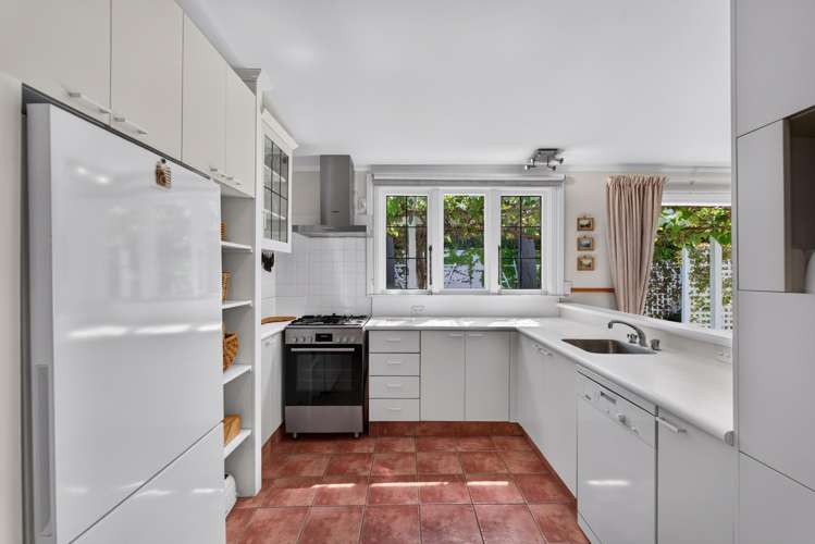 25 France Road Bluff Hill_15