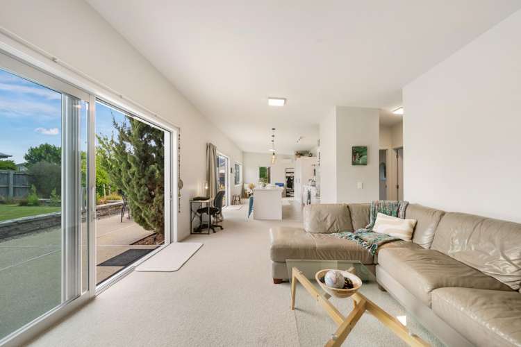 16 Missy Crescent Mount Pisa_7