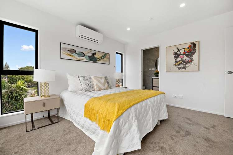 1 & 2/112 Swanson Road Henderson_5