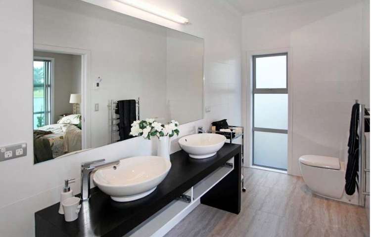 107 Motu Grande Pauanui_11