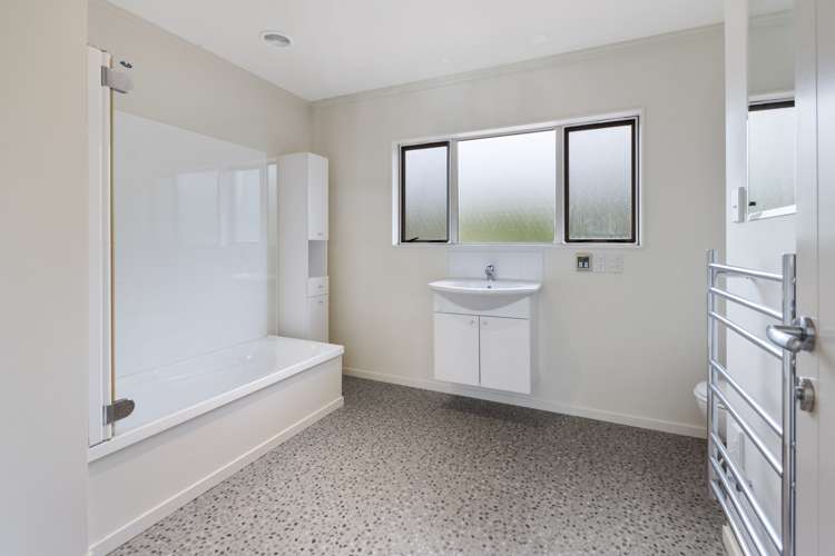 268 Turitea Road Turitea_24