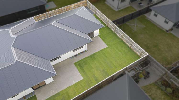 5 Stackwood Avenue Woodend_13