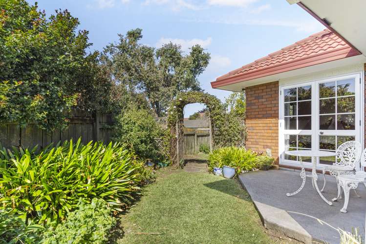 6 Len Garlick Place Pahurehure_28