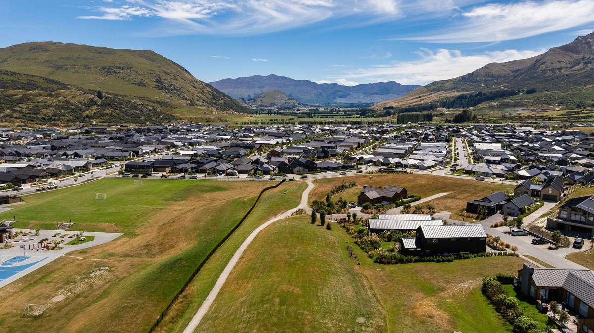 33 Cunninghams Drive_2