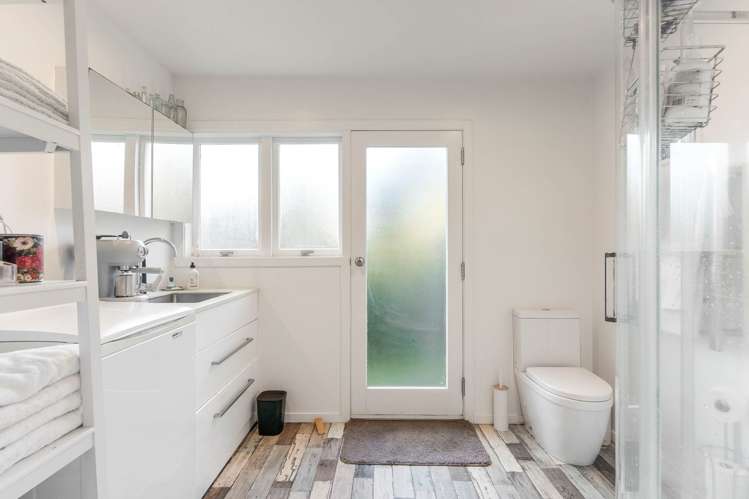 1/4 Elizabeth Place Mairangi Bay_26