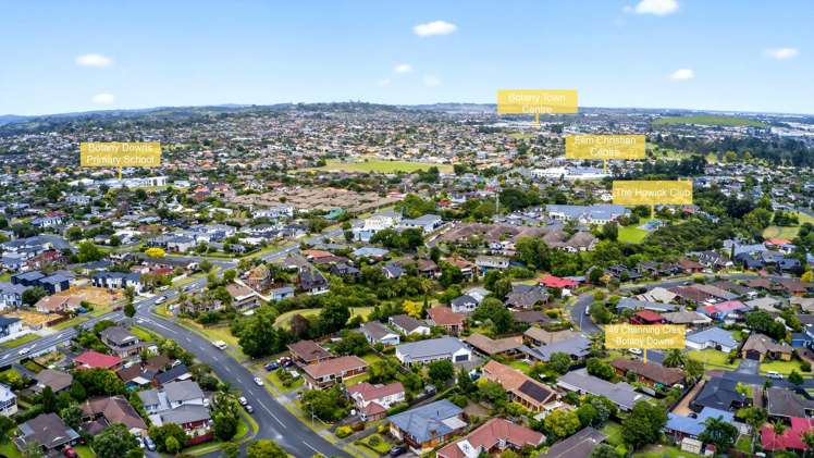 46 Channing Crescent Botany Downs_15