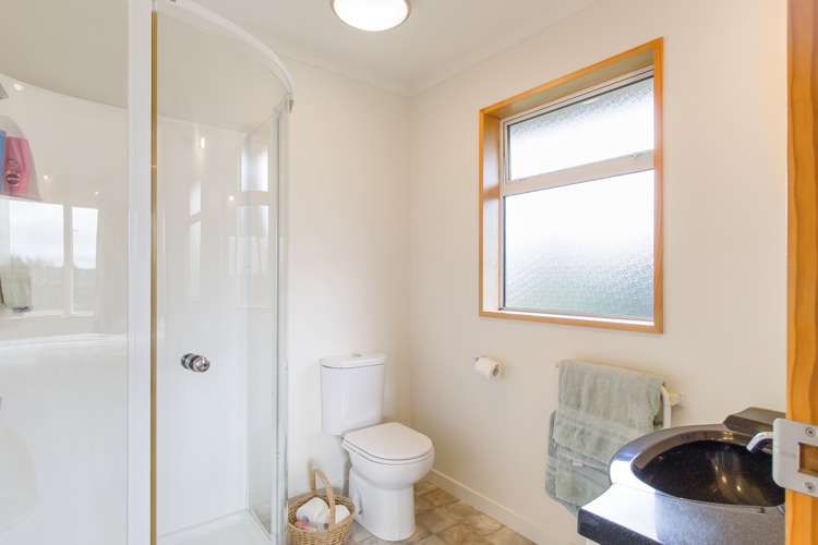 50 Bassett Road Rosewill_12