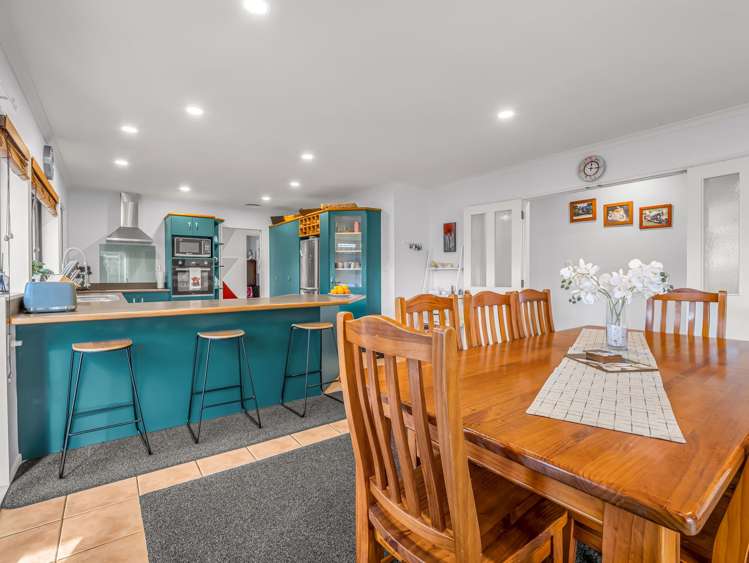 6 Mccahon Drive Pukehangi_6