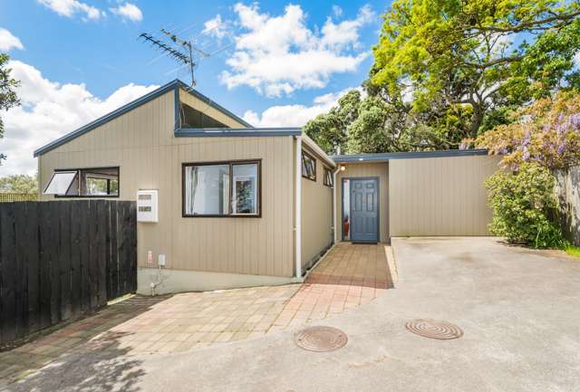 2/56 College Road Northcote_1