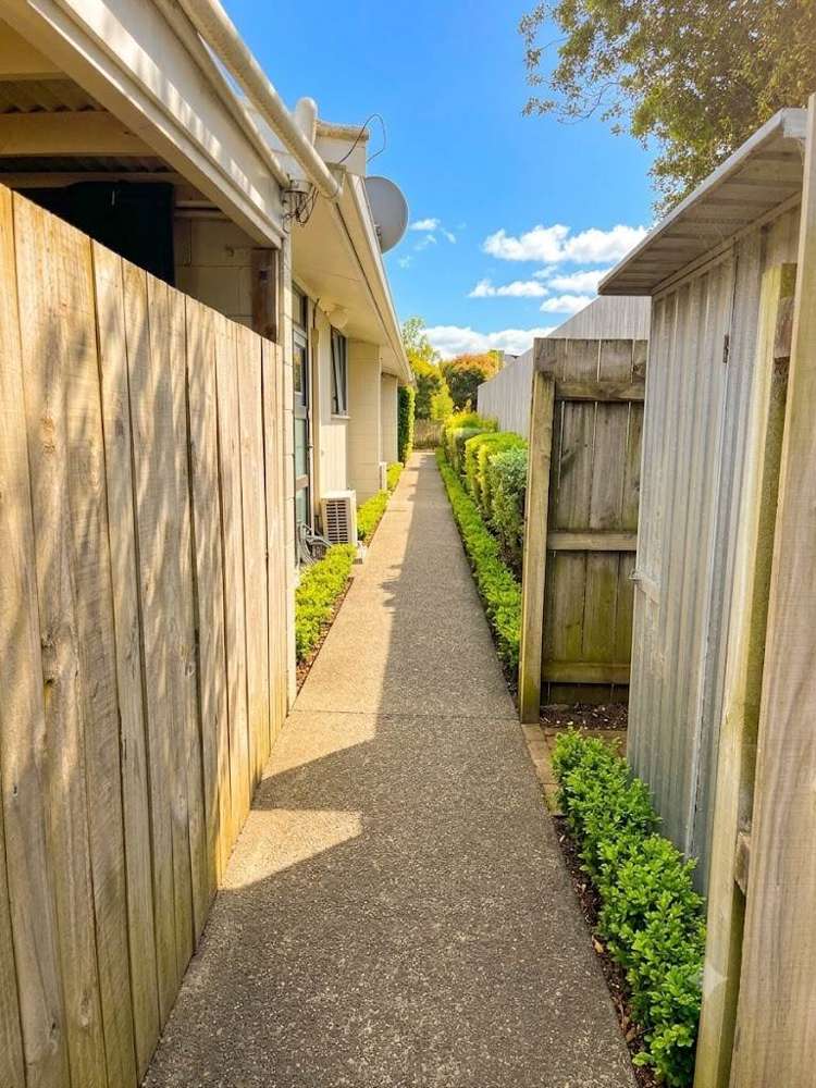 2/206 Church Street Onehunga_6